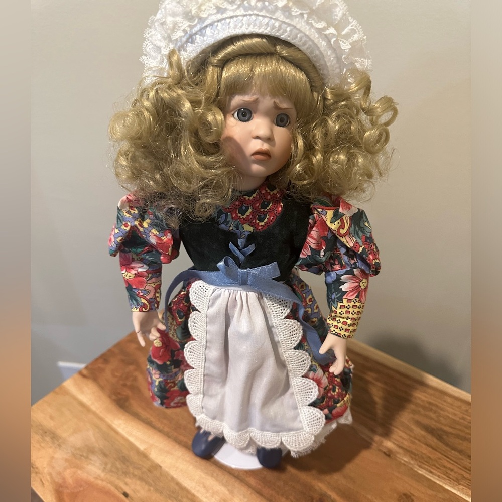 1990’s - 14” Paradise Galleries Porcelain Doll